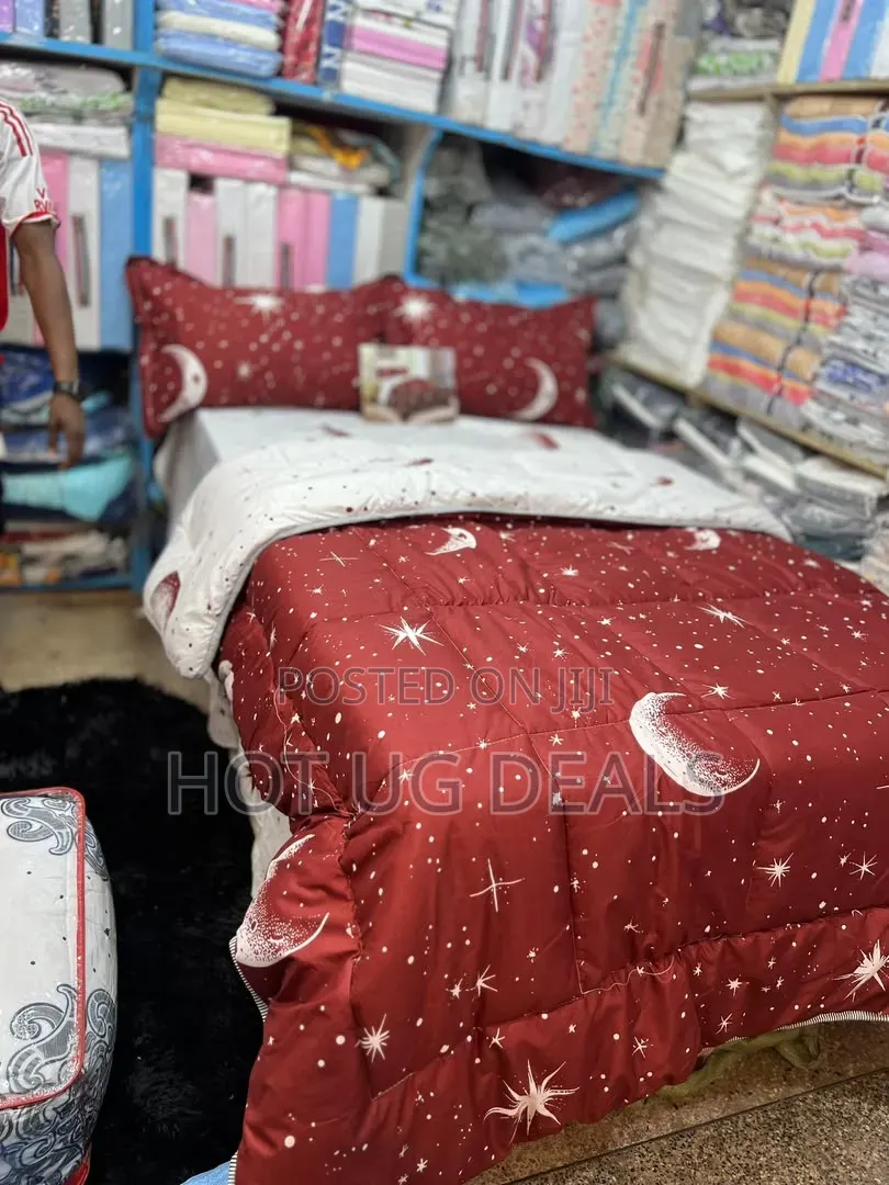 5x6 Bedding Set – 1 Duvet Cover, 1 Flat Sheet, and 2 Pillowcases