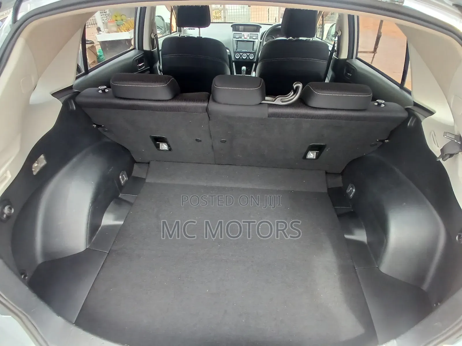 Subaru Impreza 2.0i Limited PZEV 4dr Hatchback AWD (2.0L 4cyl CVT) 2015