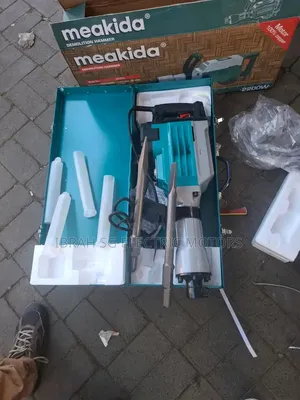 Demolishing Hammer