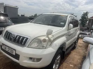 Toyota Land Cruiser Prado 2008 White