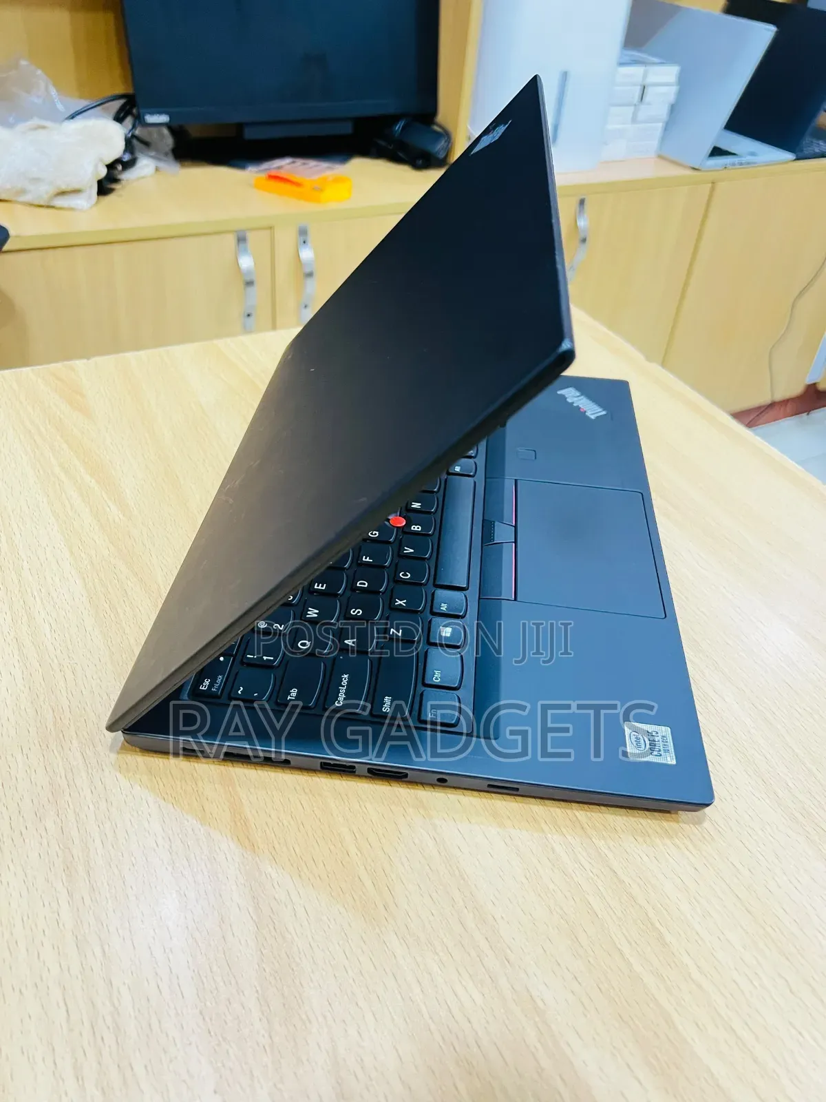 New Laptop Lenovo ThinkPad T14 G4 16GB Intel Core i7 SSD 512GB