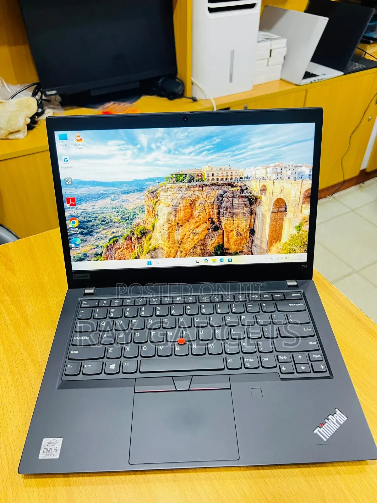 New Laptop Lenovo ThinkPad T14 G4 16GB Intel Core i7 SSD 512GB