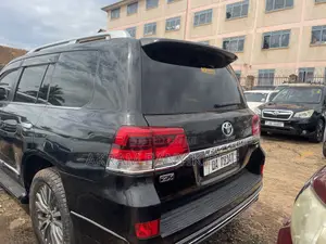Toyota Land Cruiser 2018 Black