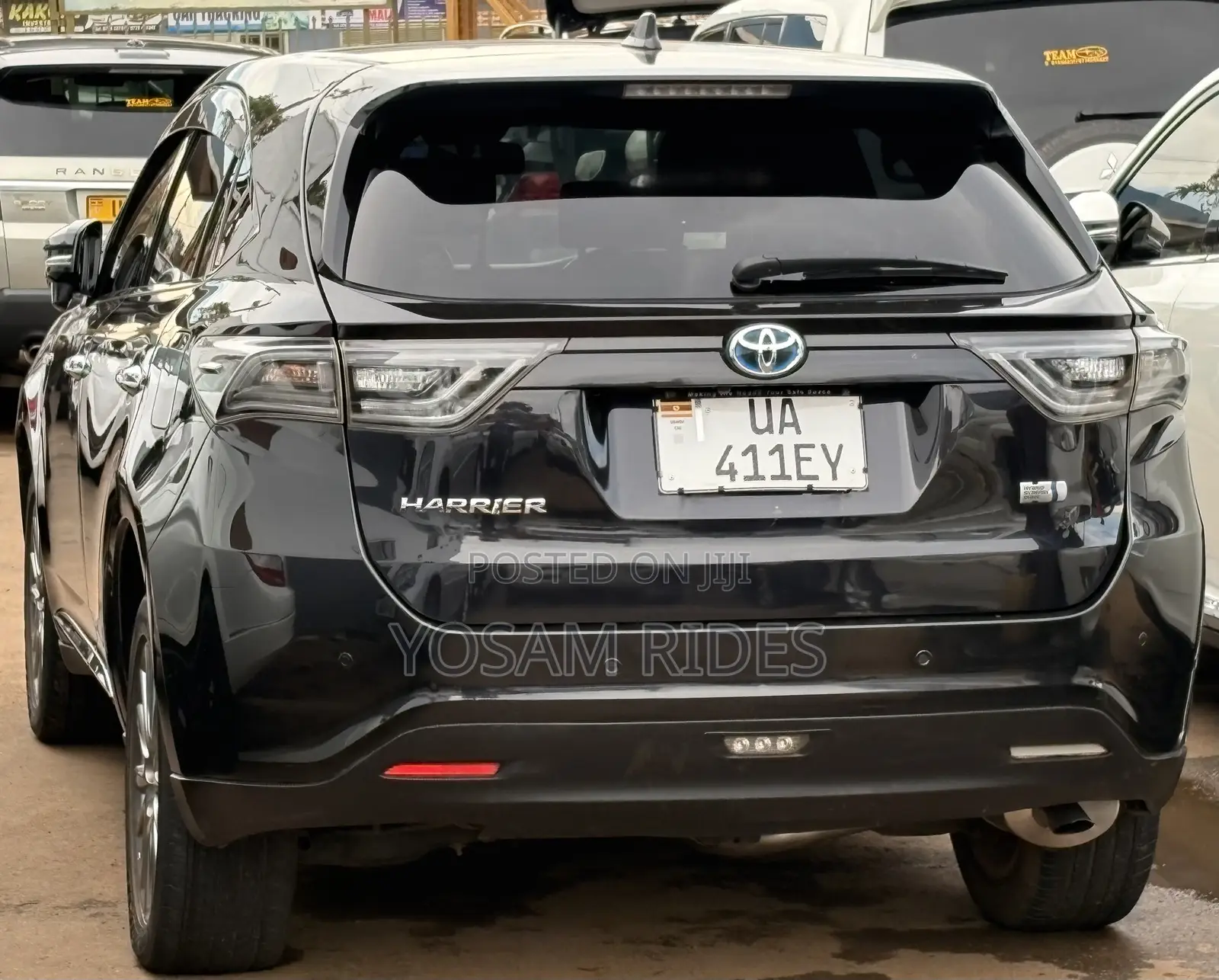 Toyota Harrier 2.5 Hybrid 4WD 2015 Black