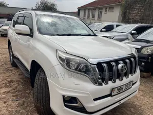 Toyota Land Cruiser Prado 2015 White