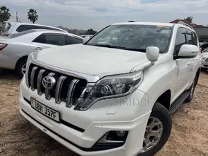 Toyota Land Cruiser Prado 2015 White