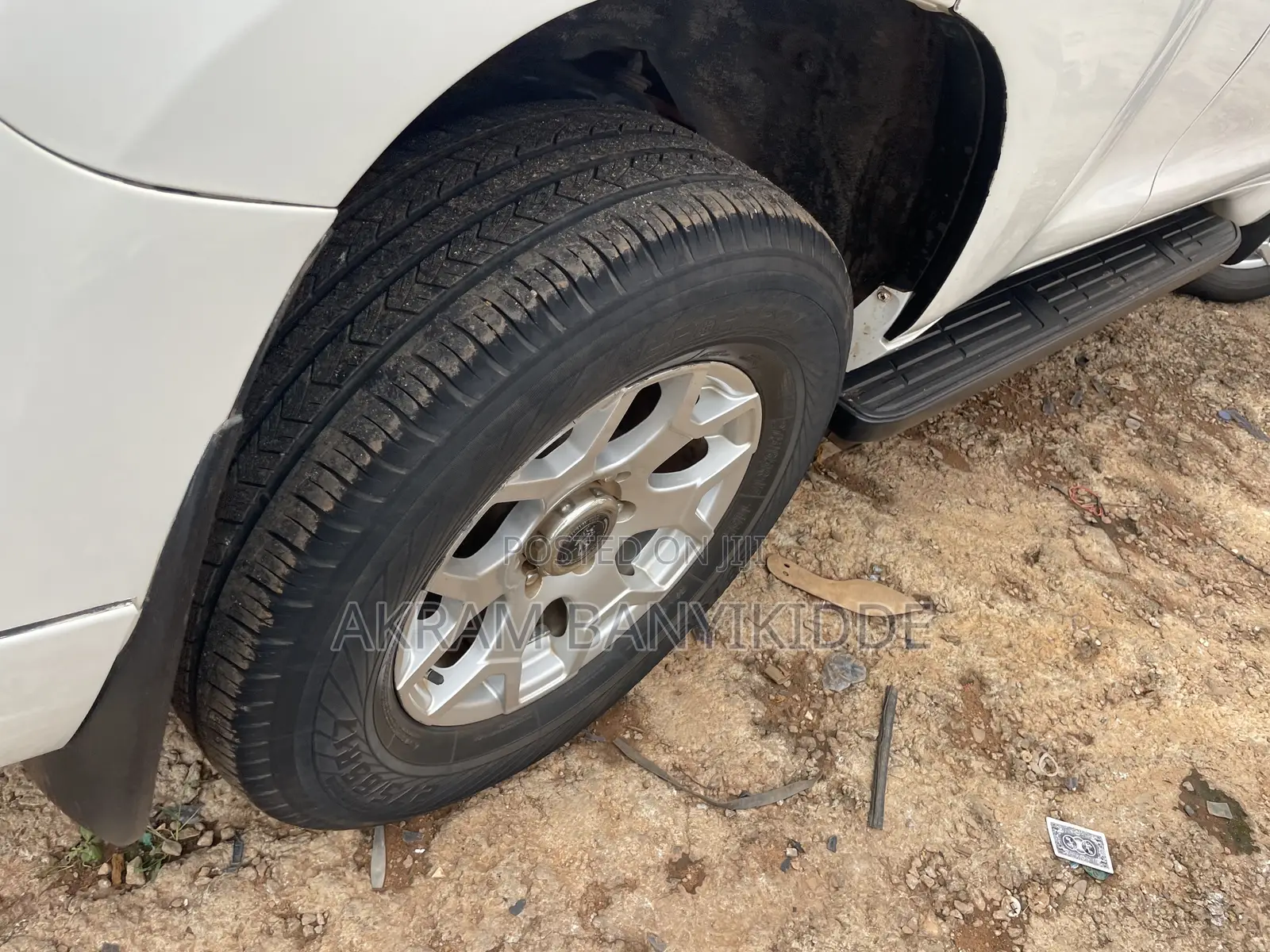 Toyota Land Cruiser Prado 2015 White