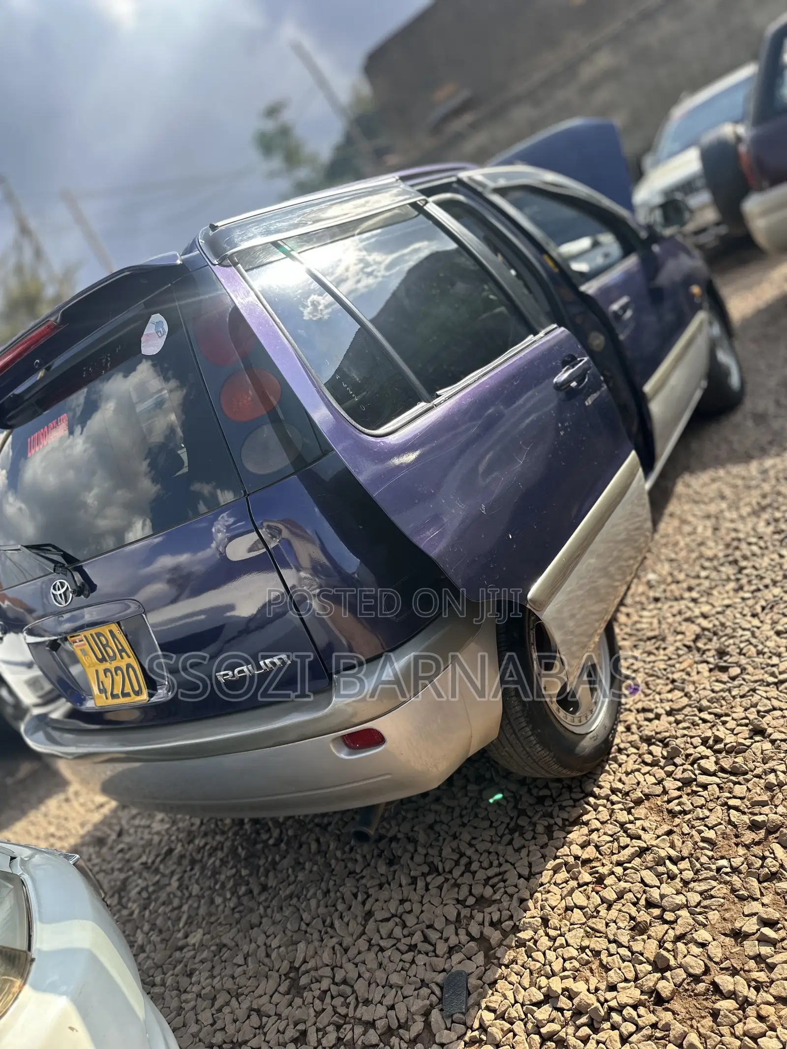 Toyota Raum 1998 Blue