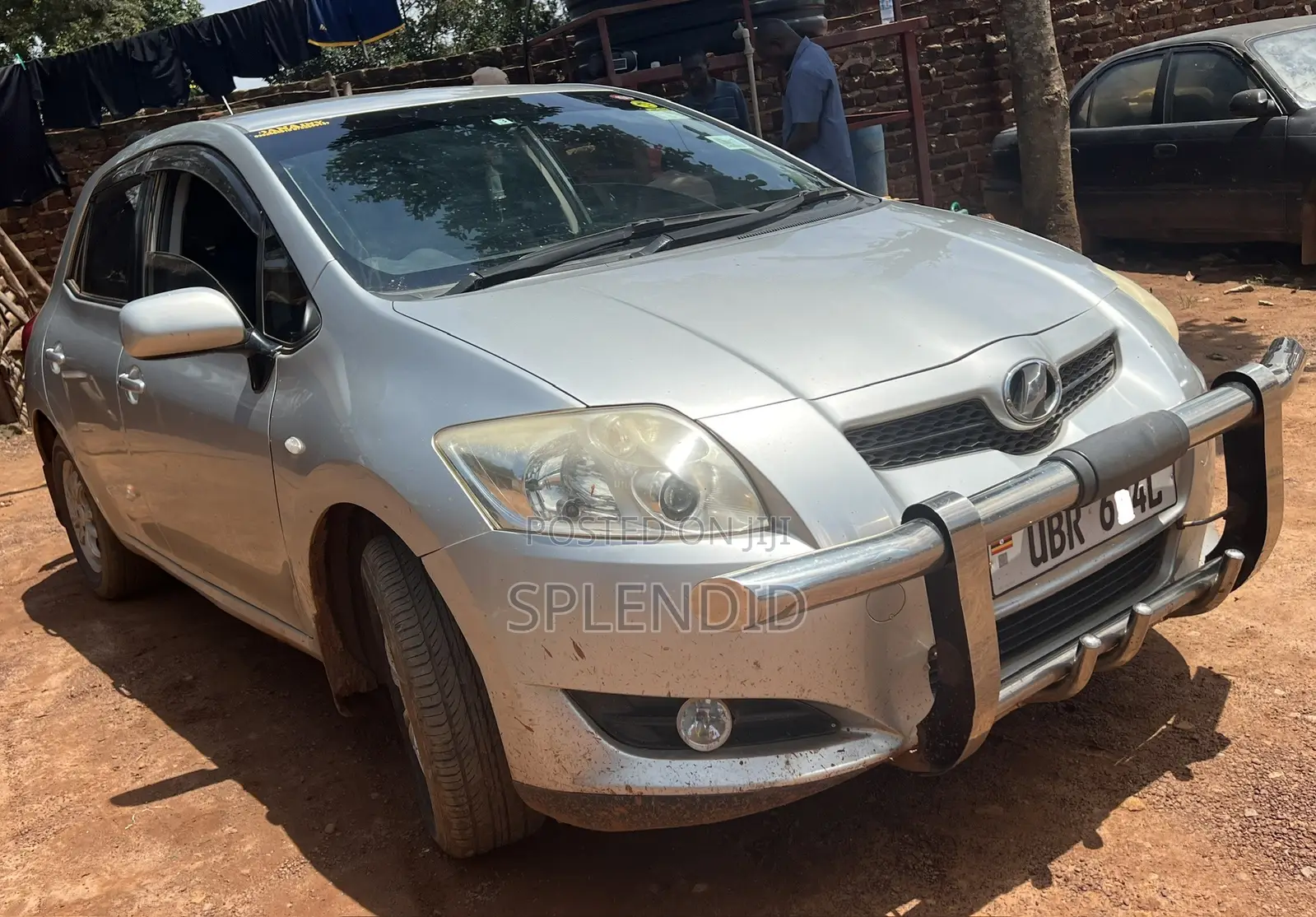 Toyota Auris 2009 Silver