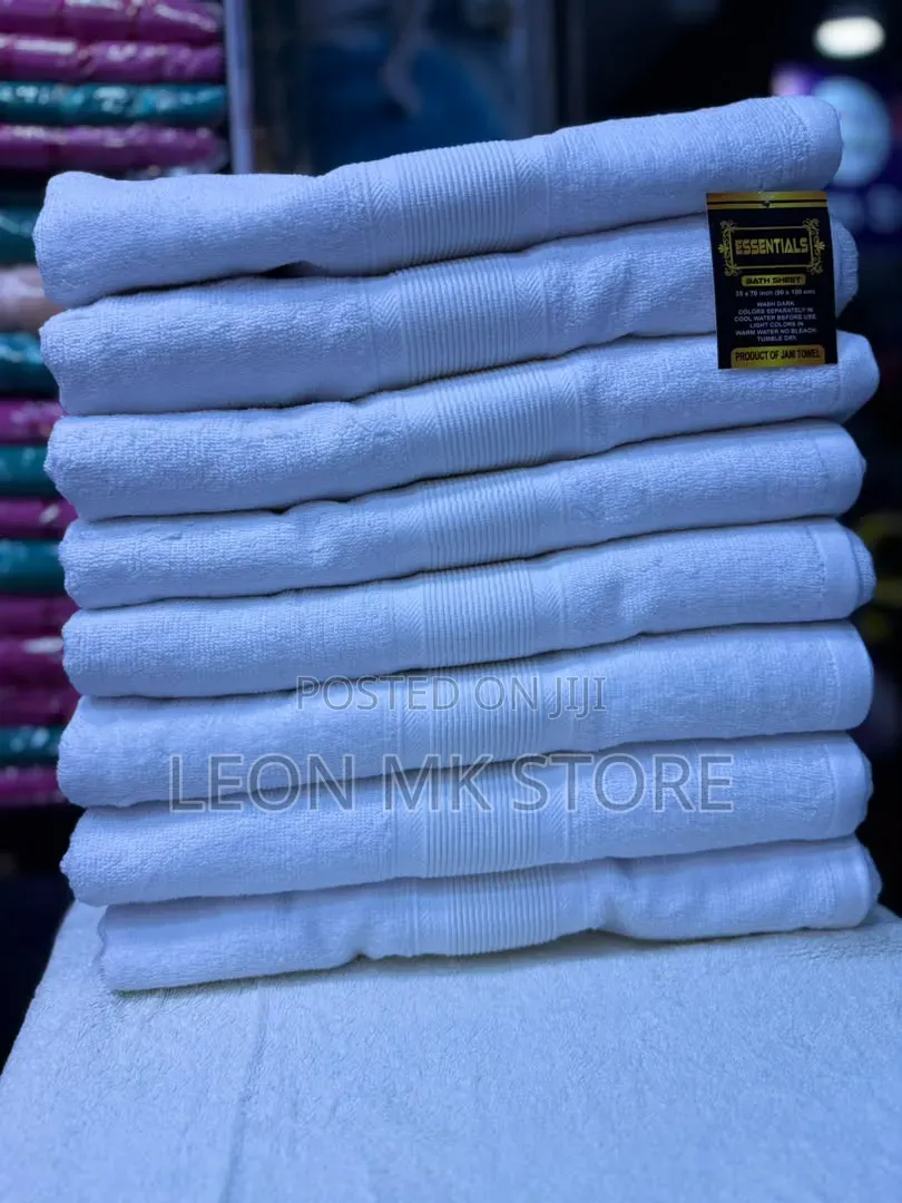 Luxury White Cozy Towels