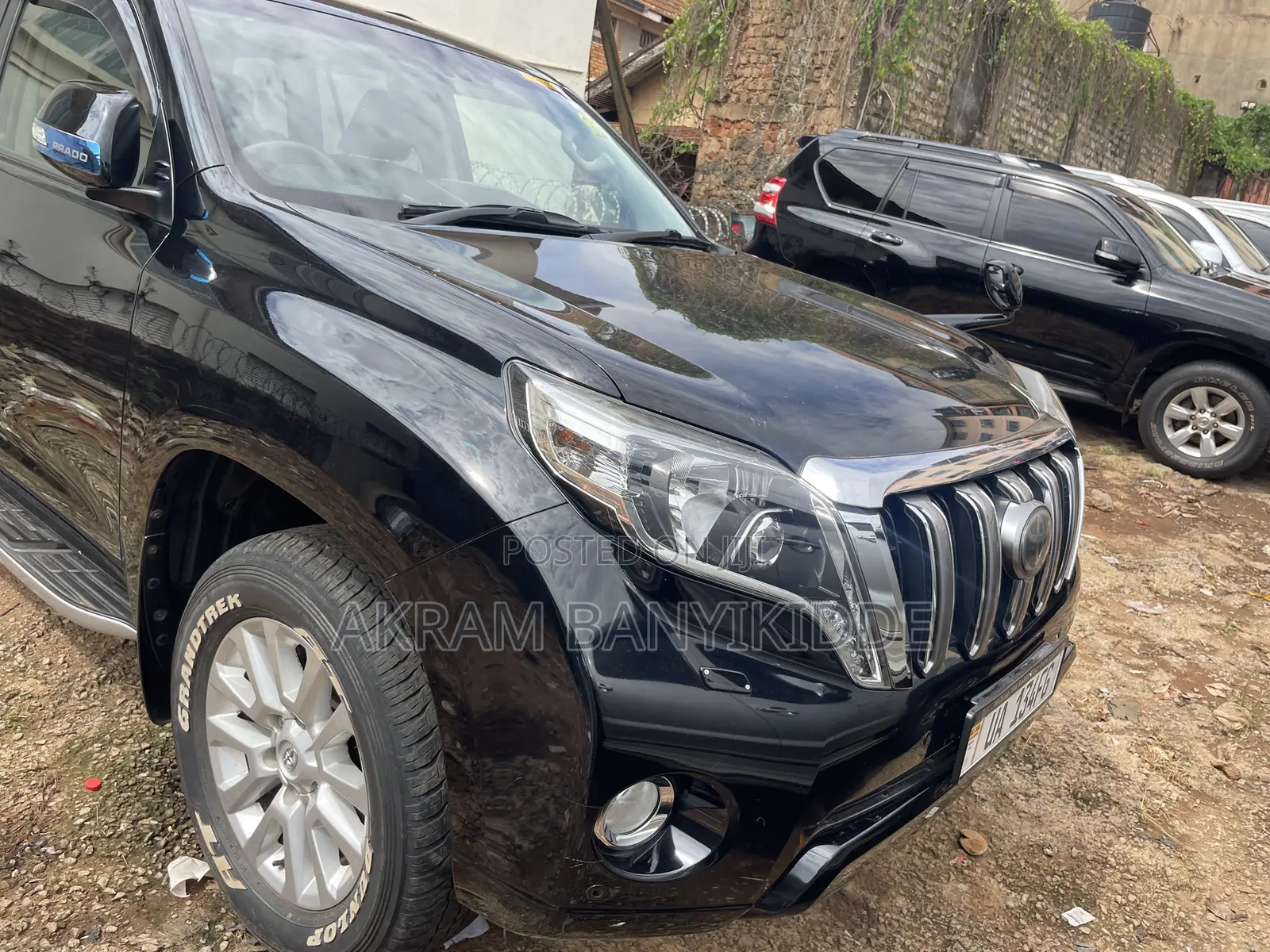 Toyota Land Cruiser Prado 2018 Black