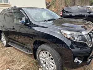 Toyota Land Cruiser Prado 2018 Black