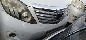 Toyota Alphard 2009 White