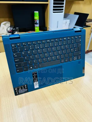 New Laptop Lenovo IdeaPad Flex 14 8GB Intel Core i7 SSD 256GB