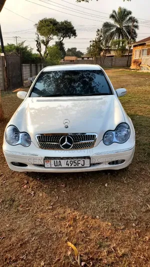 Mercedes-Benz C180 2007 White