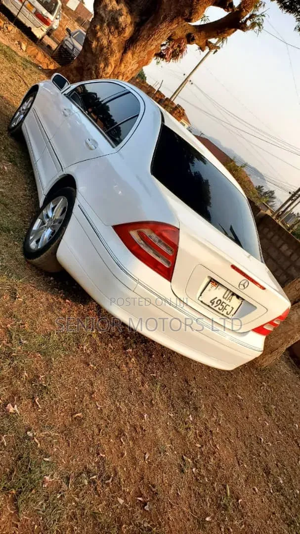 Mercedes-Benz C180 2007 White