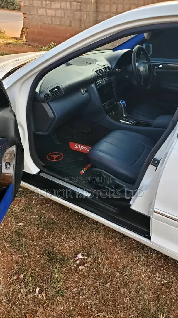 Mercedes-Benz C180 2007 White