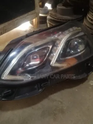 Head Lights for Mercedes Benz E 300 W212