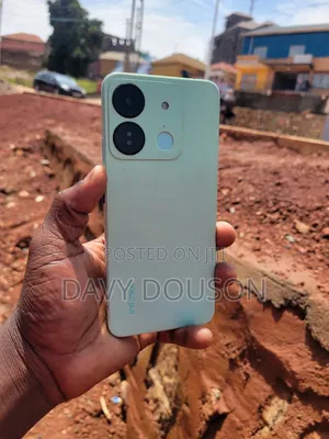Infinix Smart 7 HD 64 GB