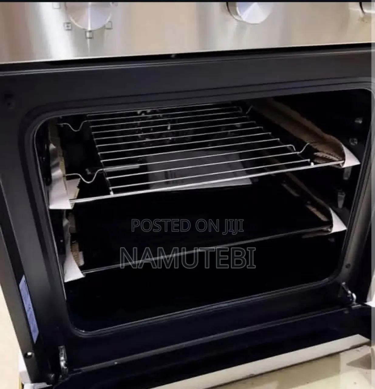 Hisense 60cm Inbuilt Oven