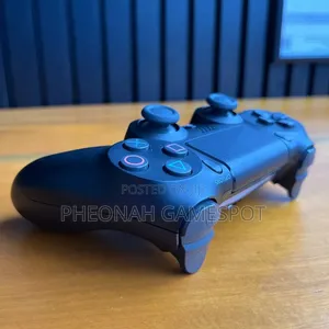 PS4 Original UK Used Controller – Strong Buttons, Smooth Play!