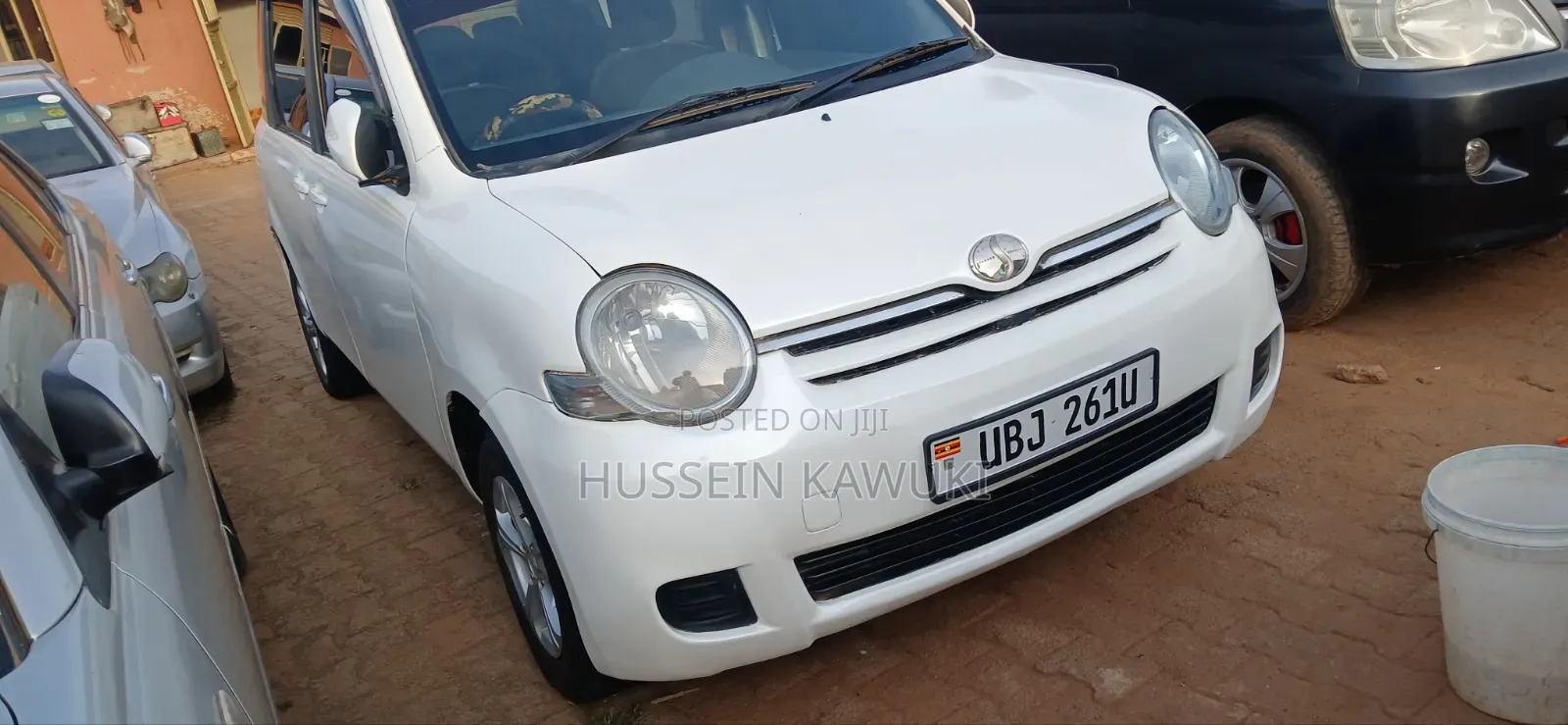 Toyota Sienta 2005 White