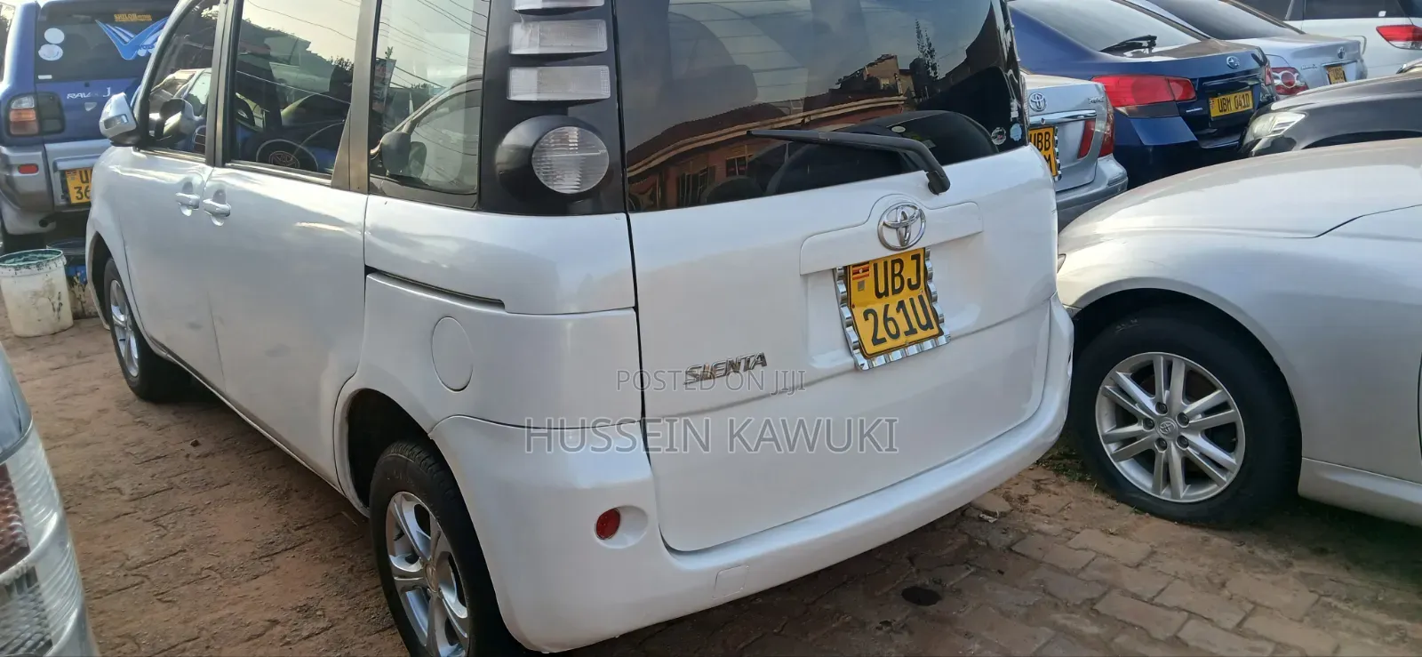 Toyota Sienta 2005 White