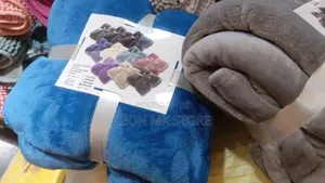 Emerald Comfort Blankets