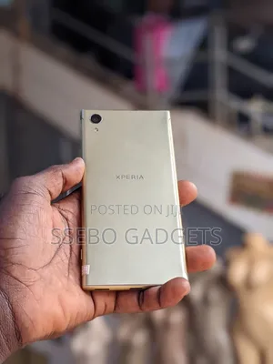Sony Xperia XA1 Plus 32 GB Gold