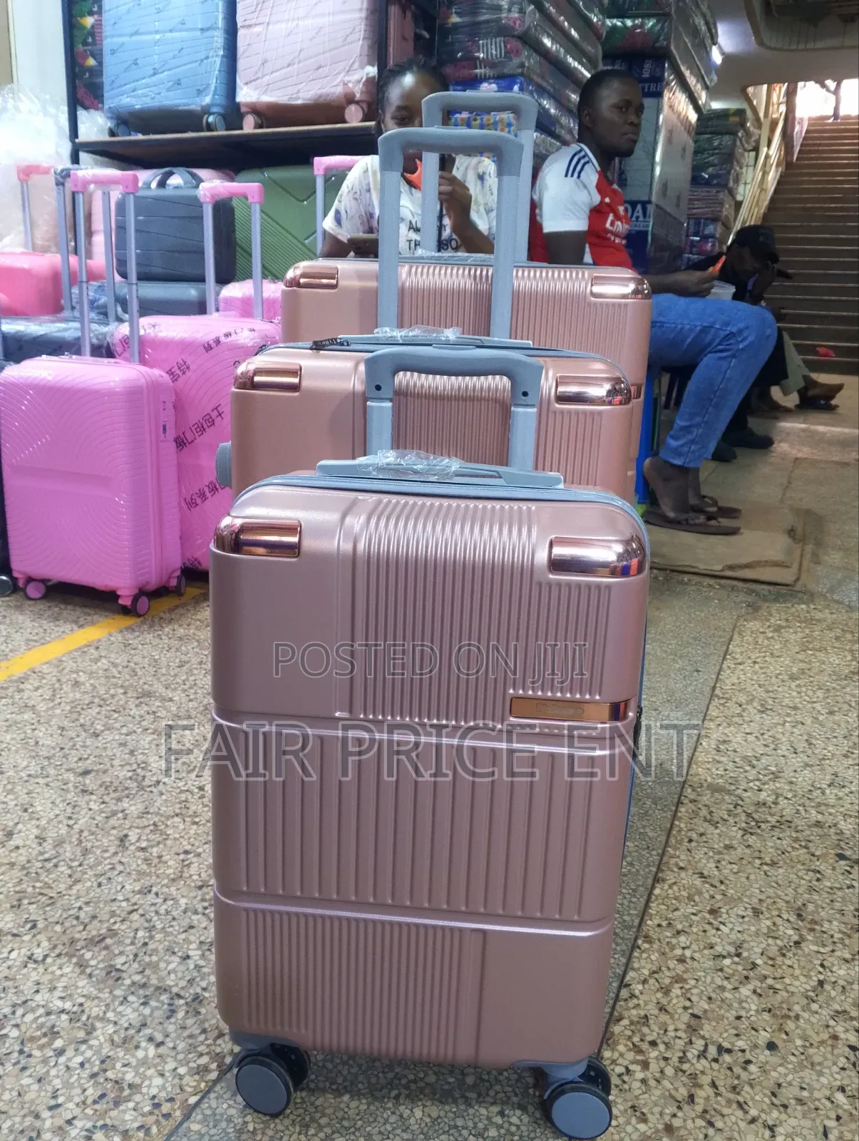 Rubber Plastic Suitcases. Fullset. ( Gold)