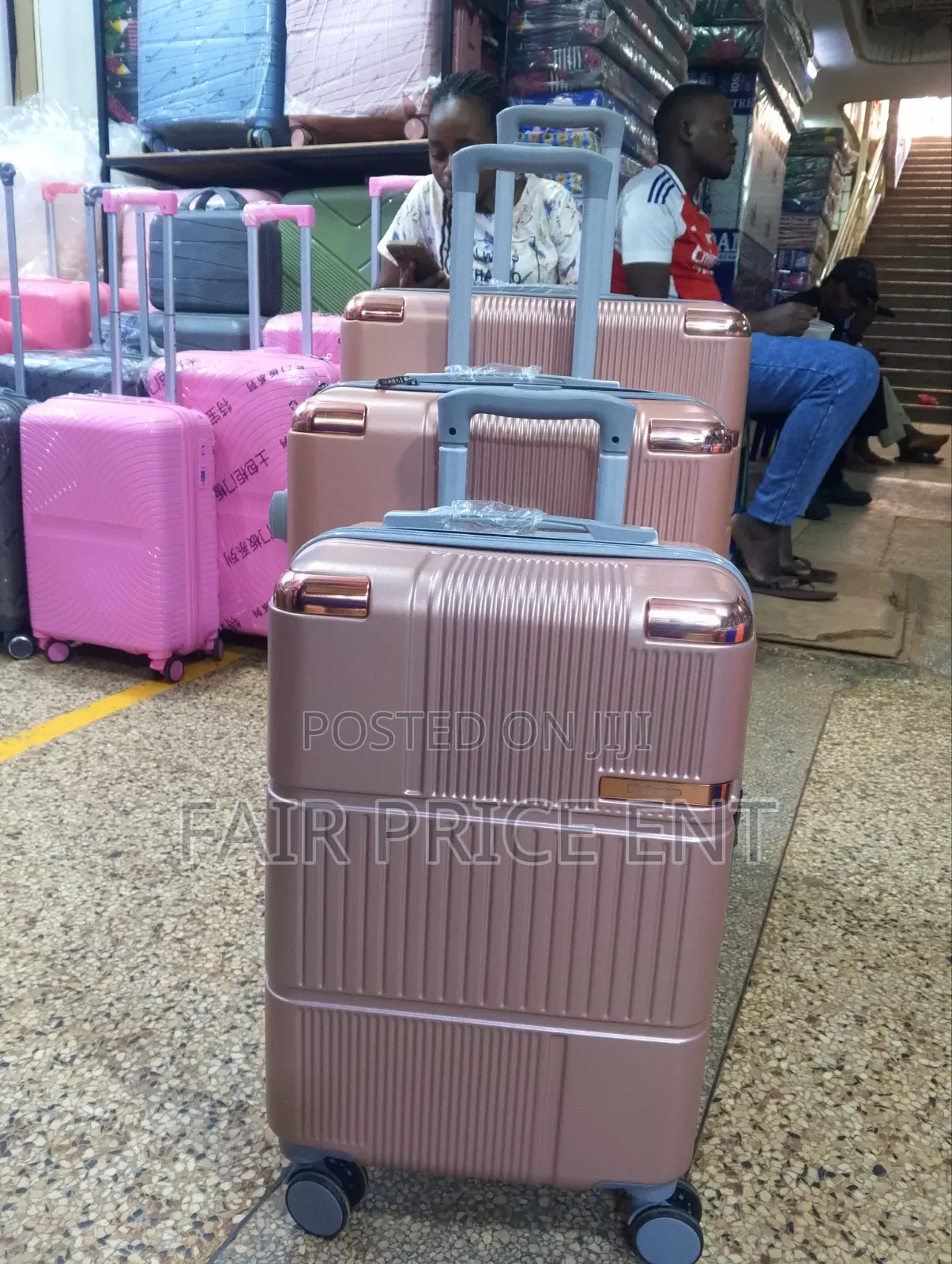 Rubber Plastic Suitcases. Fullset. ( Gold)