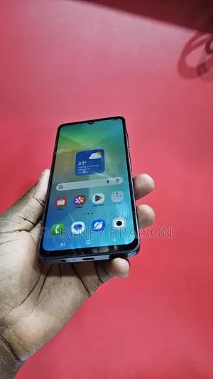 Samsung Galaxy A06 128 GB Purple