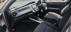 Toyota Corolla Fielder 2017 Silver