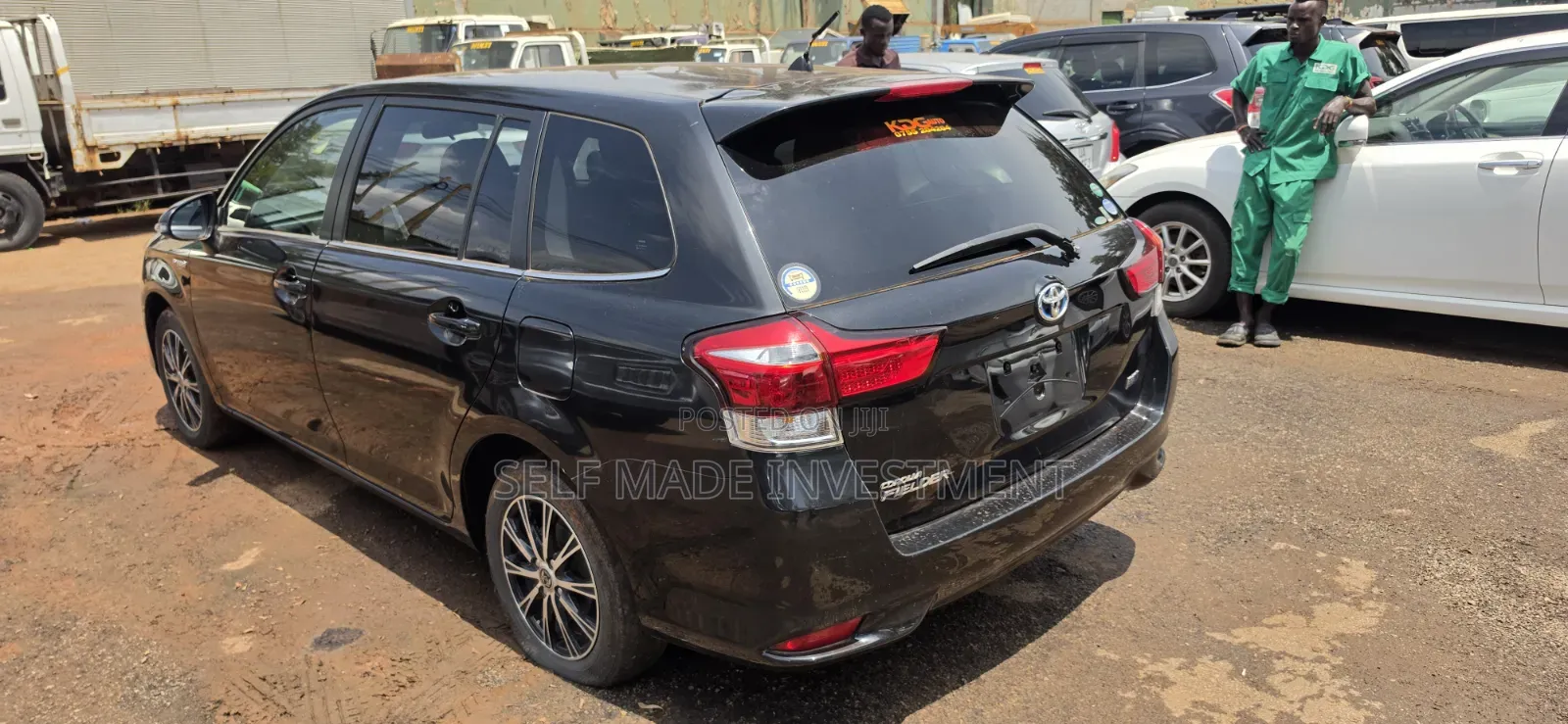 Toyota Corolla Fielder 2016 Black
