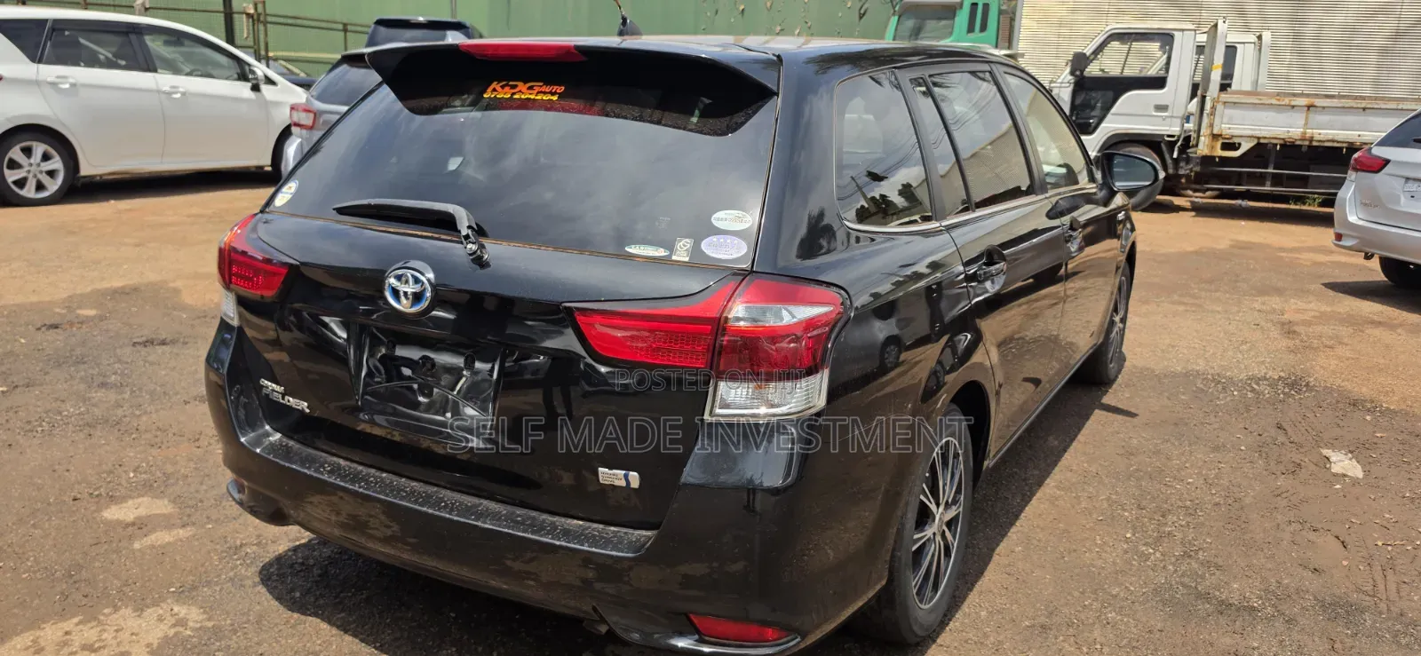 Toyota Corolla Fielder 2016 Black