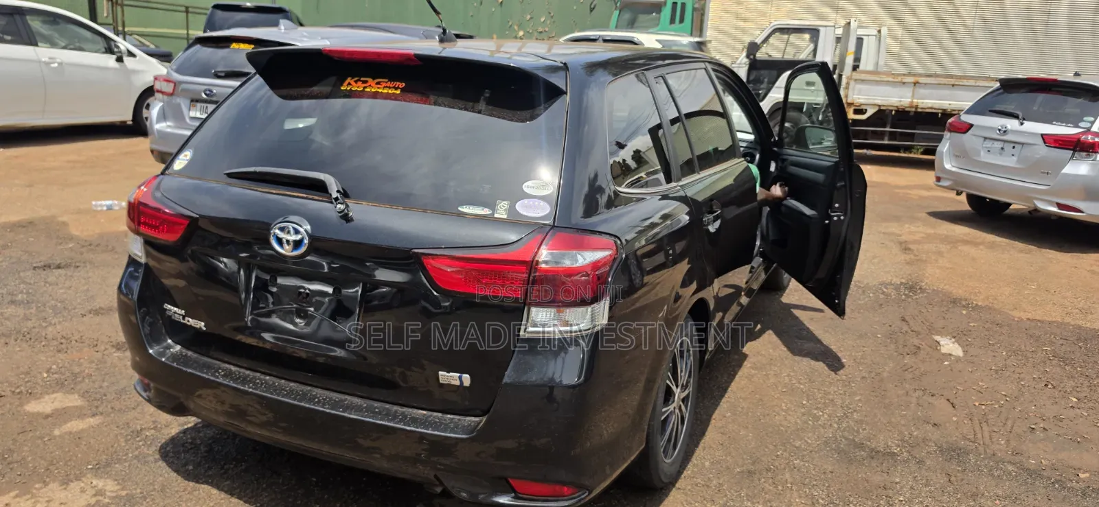 Toyota Corolla Fielder 2016 Black