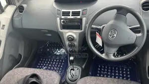 Toyota Vitz 2008 White