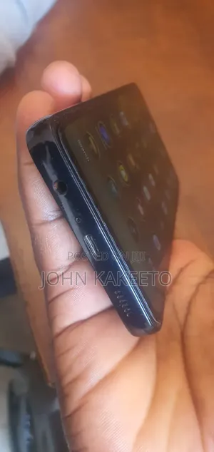 Samsung A10 32 GB Black
