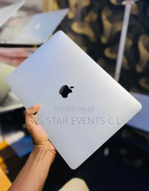 Laptop Apple MacBook Pro 2020 16GB Intel Core i5 SSD 512GB