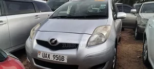 Toyota Vitz 2008 Silver