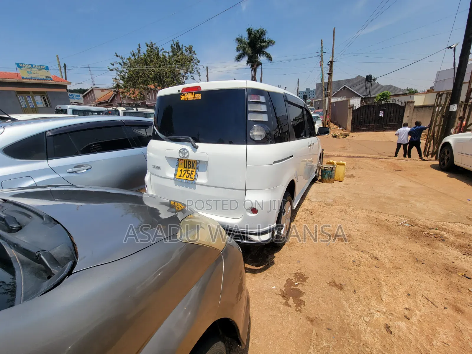 Toyota Sienta 2007 White