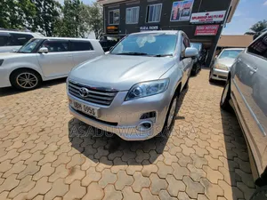 Toyota Vanguard 2009 Silver