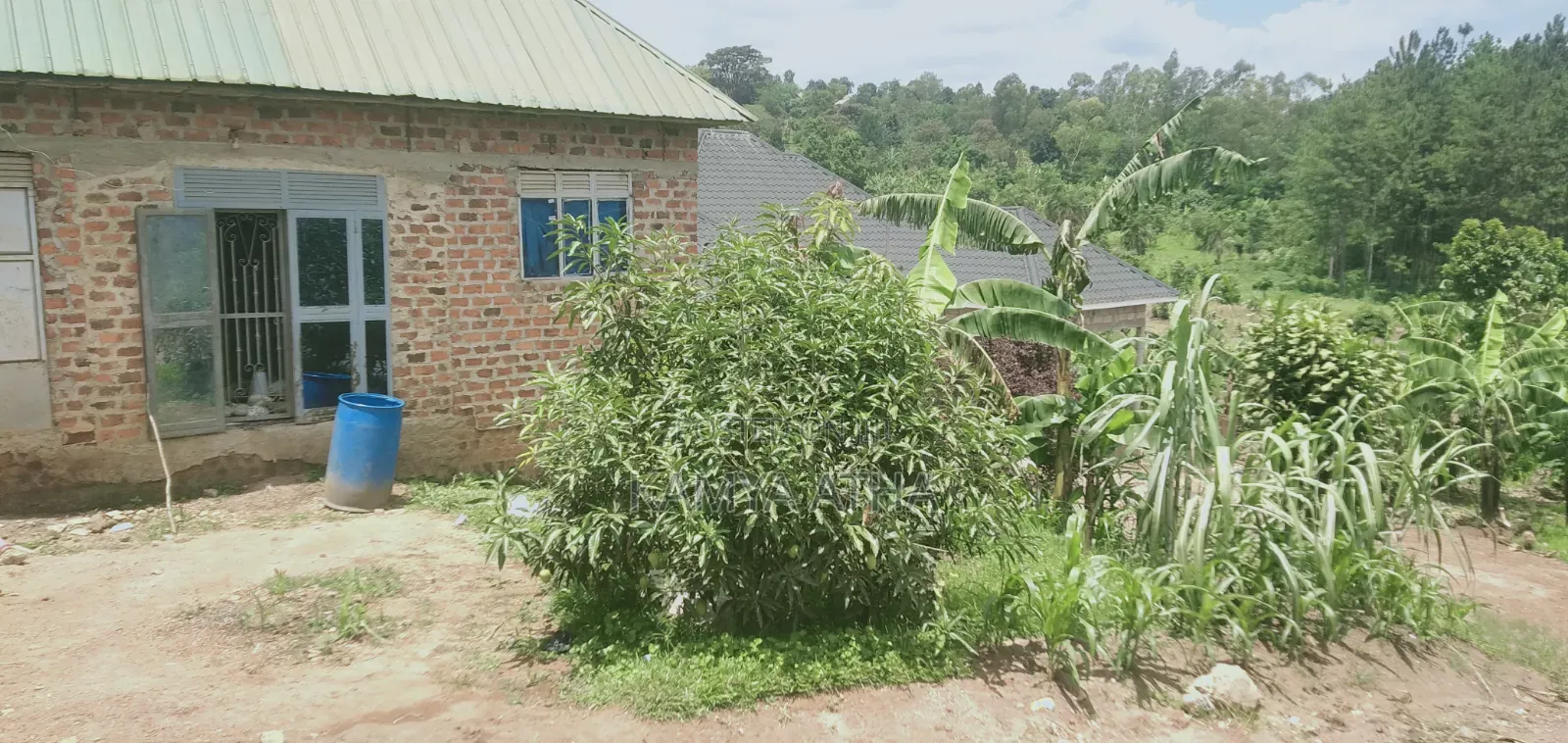 Land for Sell in Matugga Buwambo Road .
