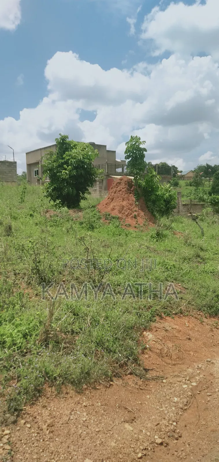 Land for Sell in Matugga Buwambo Road .