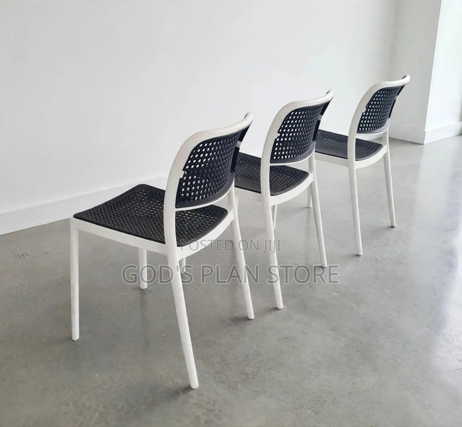 Ground Plastic Chairs Plastic Chairs