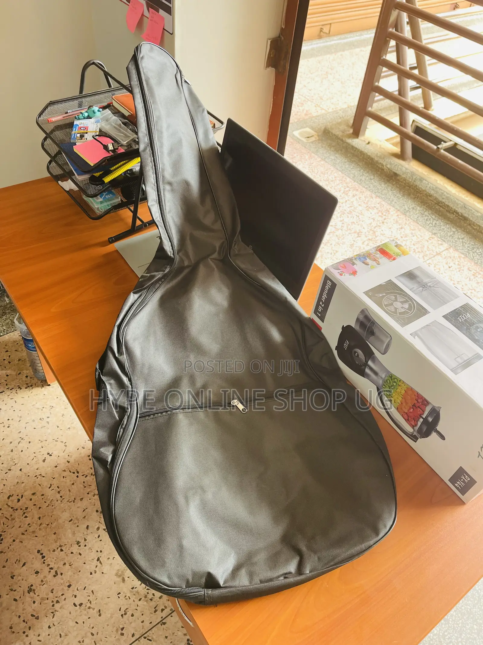 Brandnew Black Acoustic Guitar Bag