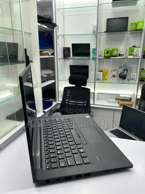 New Laptop Dell Latitude 7480 8GB Intel Core i5 SSD 256GB