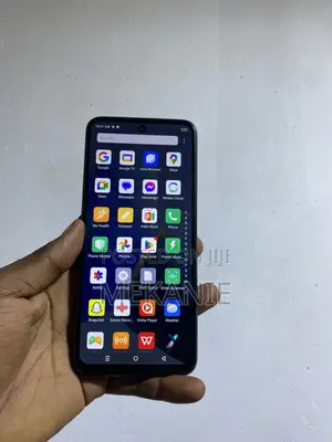 Infinix Hot 30 Play 128 GB Black