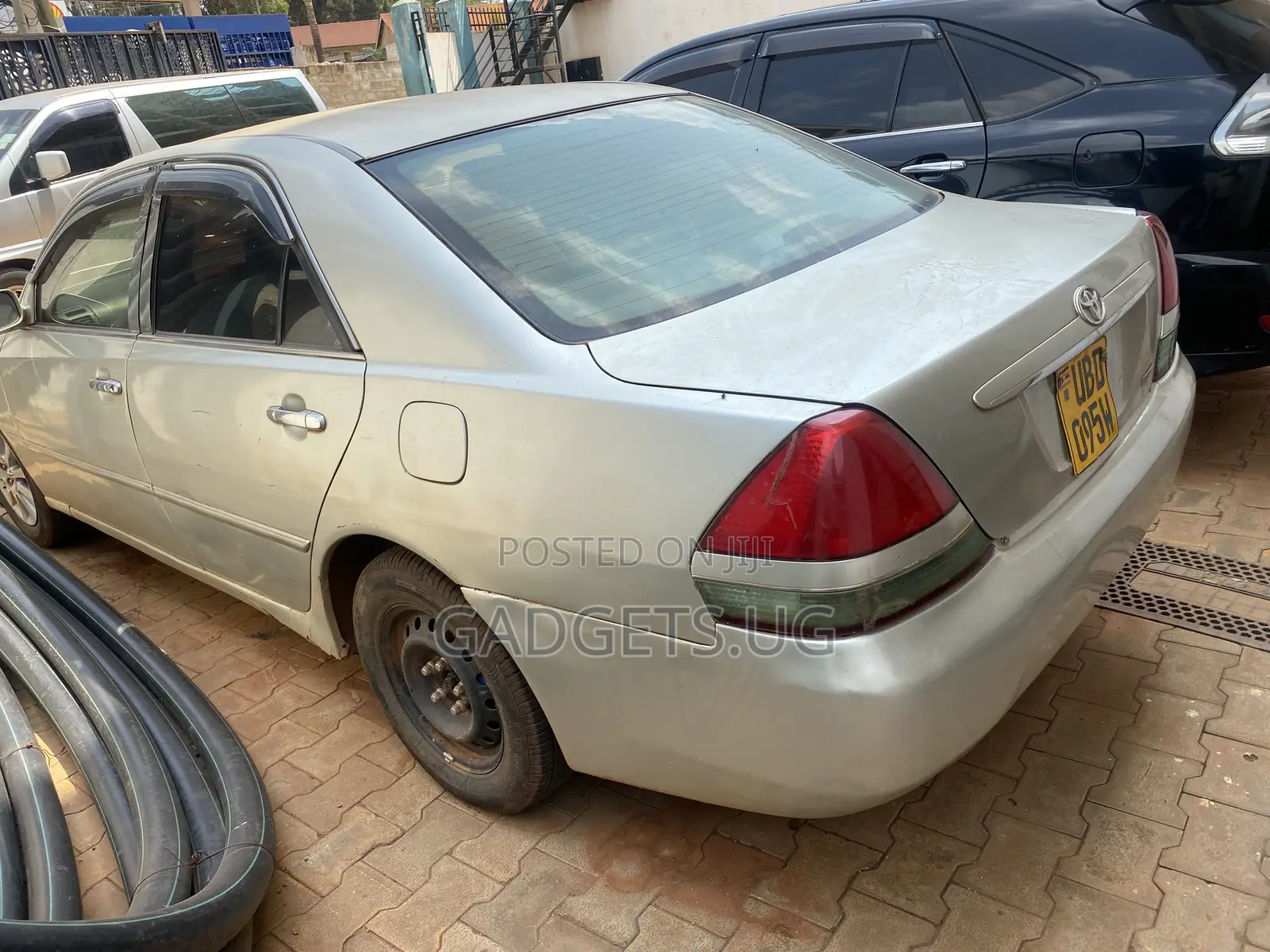 Toyota Mark II 2003 Silver