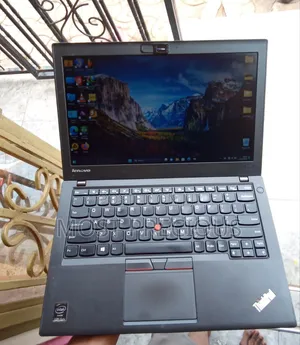 Laptop Lenovo ThinkPad X250 4GB Intel Core i5 HDD 320GB